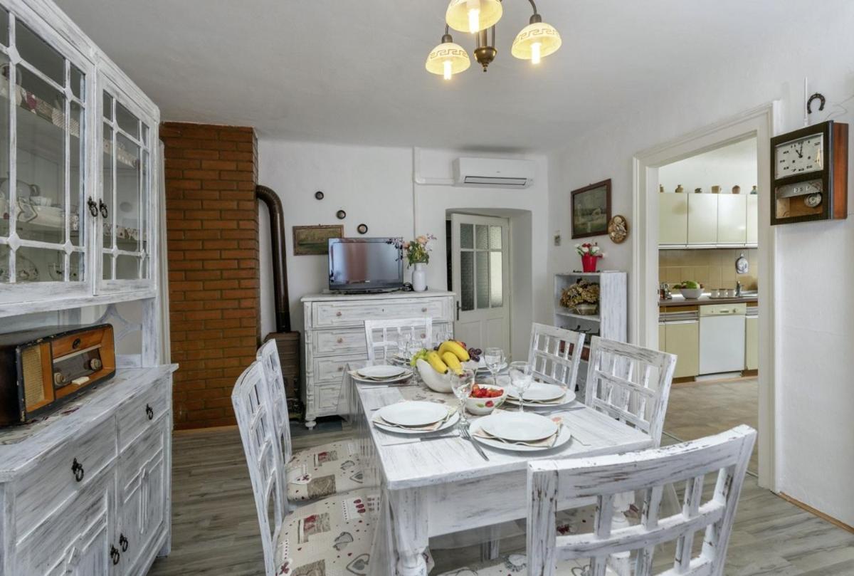 Marina Plomin In Plomin - Haus Fuer 6 Personen Villa Exterior photo