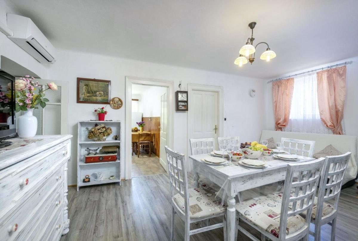 Marina Plomin In Plomin - Haus Fuer 6 Personen Villa Exterior photo